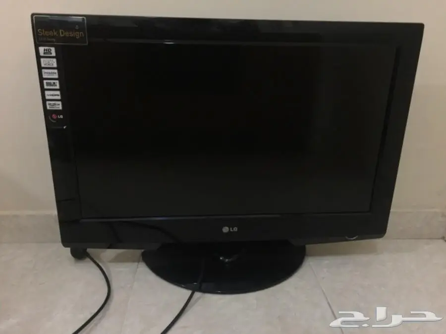 شاشة بلازما LG 32 بوصة للبيع نظيفه 