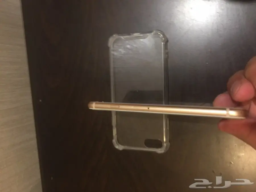 ايفون 8 ذهبي 64 (image 1)