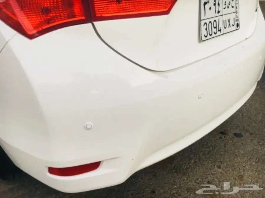 للبيع كورولا 2015 نظيفة جدا (image 10)