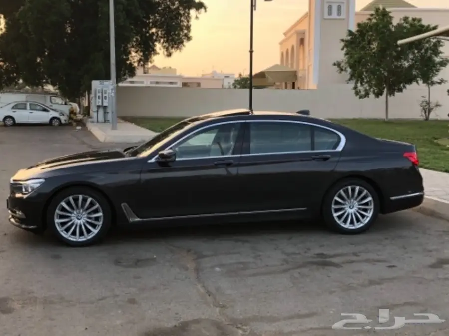 بي ام دبيلو 730 BMW موديل 2016