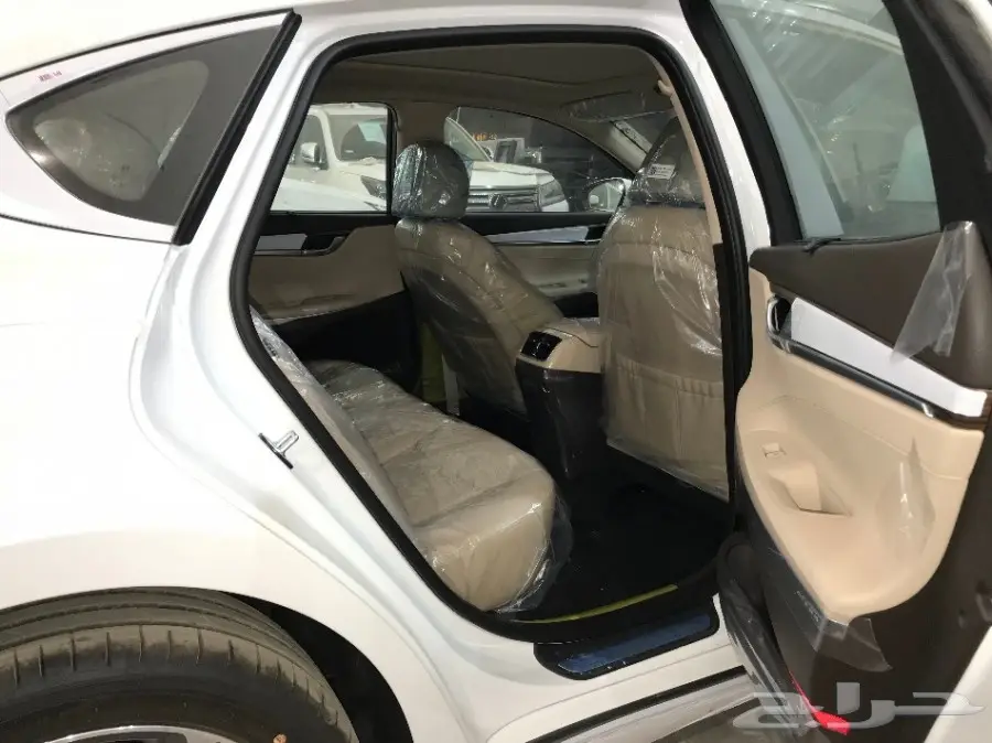 ازيرا 2018 سعودى -3.5 cc بالنقد والتقسيط (image 17)