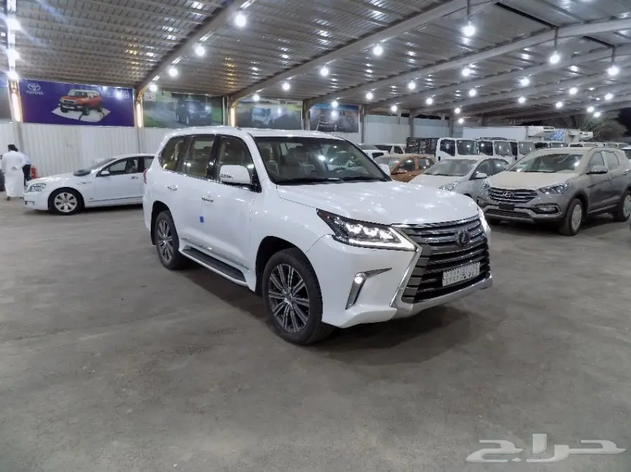 لكزس 570 2017 اماراتي (image 2)