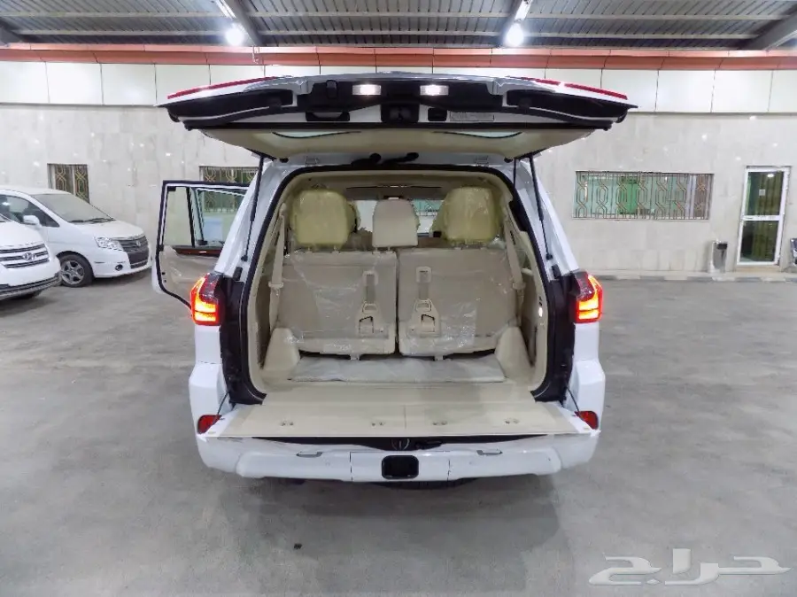 لكزس 570 2017 اماراتي (image 7)