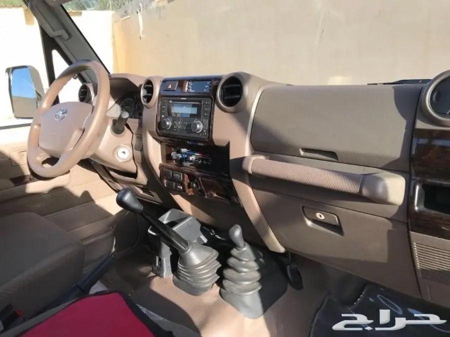 للبيع شاص رفارف 2015 شبه اصفار (image 6)