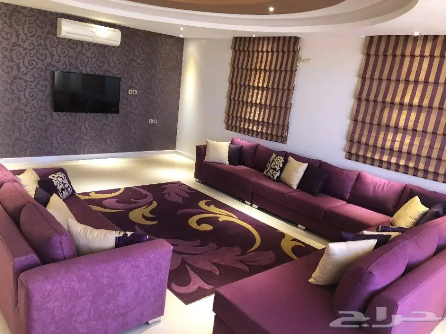 كنب مجلس فاخر مع سجادة هدية مجانا (image 1)