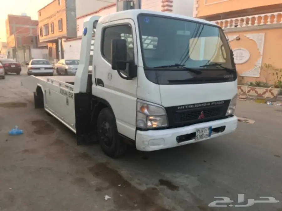 دينا ميتسوبيشي ( سطحه ) (image 3)