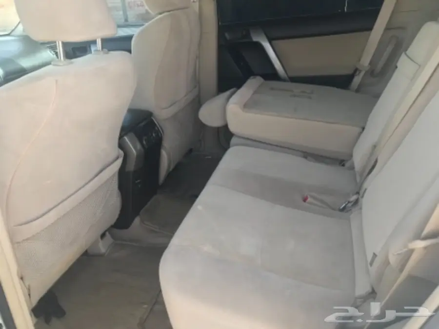 عاجل للبيع برادو 2012 نظيف للمستخدم فقط (image 8)