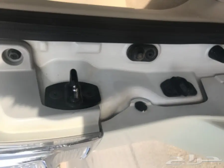 عاجل للبيع برادو 2012 نظيف للمستخدم فقط (image 18)