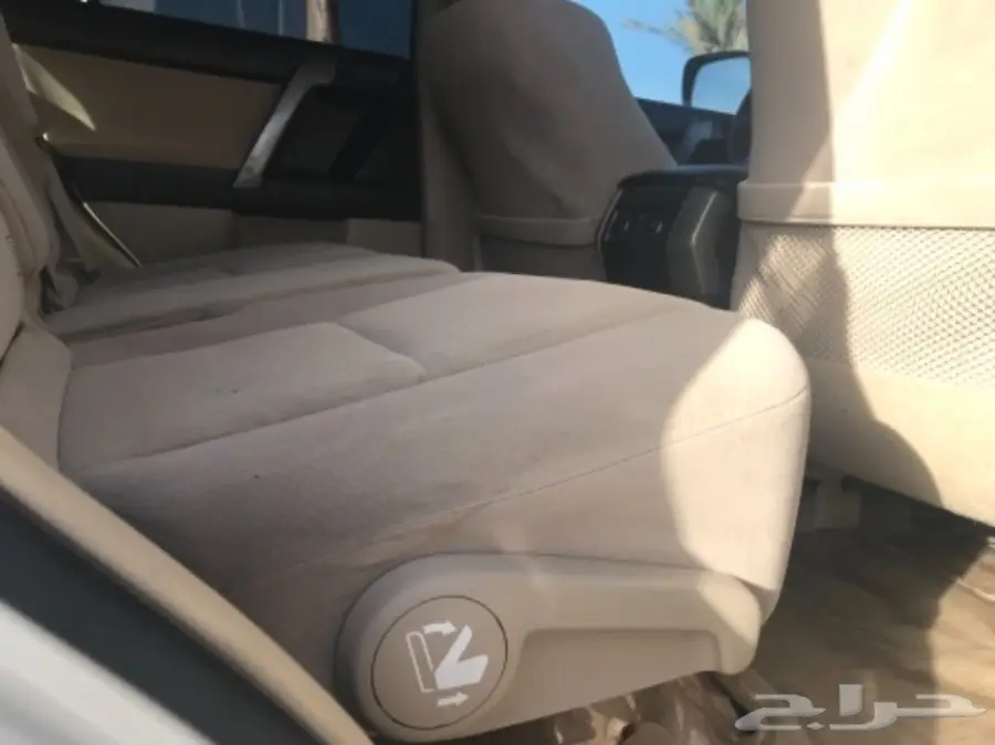 عاجل للبيع برادو 2012 نظيف للمستخدم فقط (image 20)