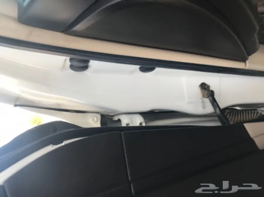 عاجل للبيع برادو 2012 نظيف للمستخدم فقط (image 35)