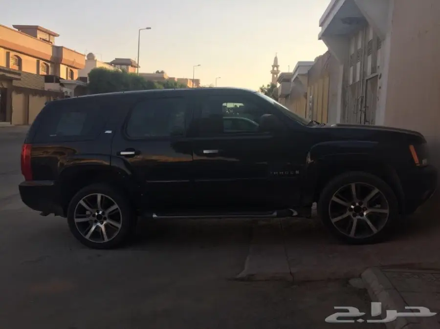 للبيع تاهو 2008 z71 (image 5)