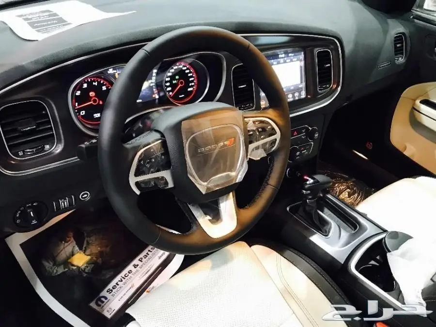 تشارجر - SXT 3 - فتحه جلد زينون - 2018 -سعودي (image 12)