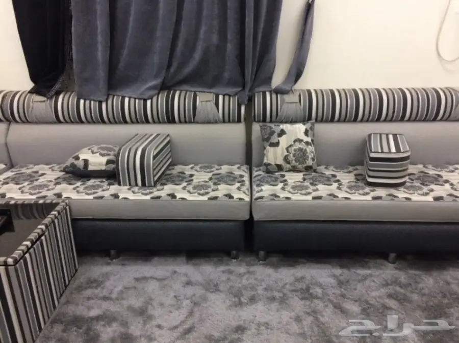 كنب مجلس رجال ونسائي للبيع  (image 1)