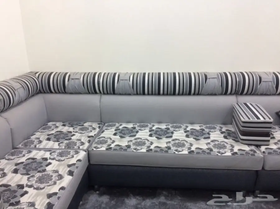 كنب مجلس رجال ونسائي للبيع  (image 4)