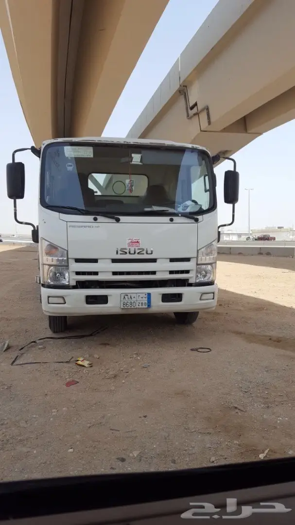 سطحه إيجار - سوزوكي 2016 (4 طن)