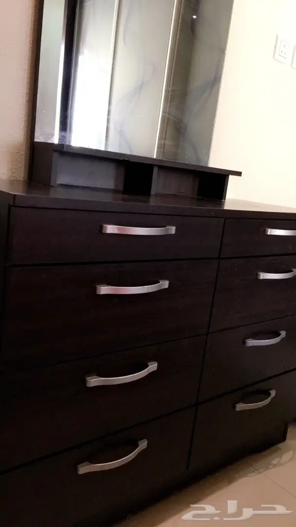 غرفة نوم ومكيف اسبليت وجلسه  (image 2)