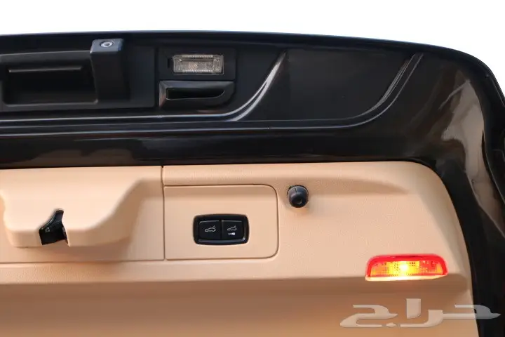 باناميرا 4S موديل 2010 بودي وكالة - مشي قليل (image 10)