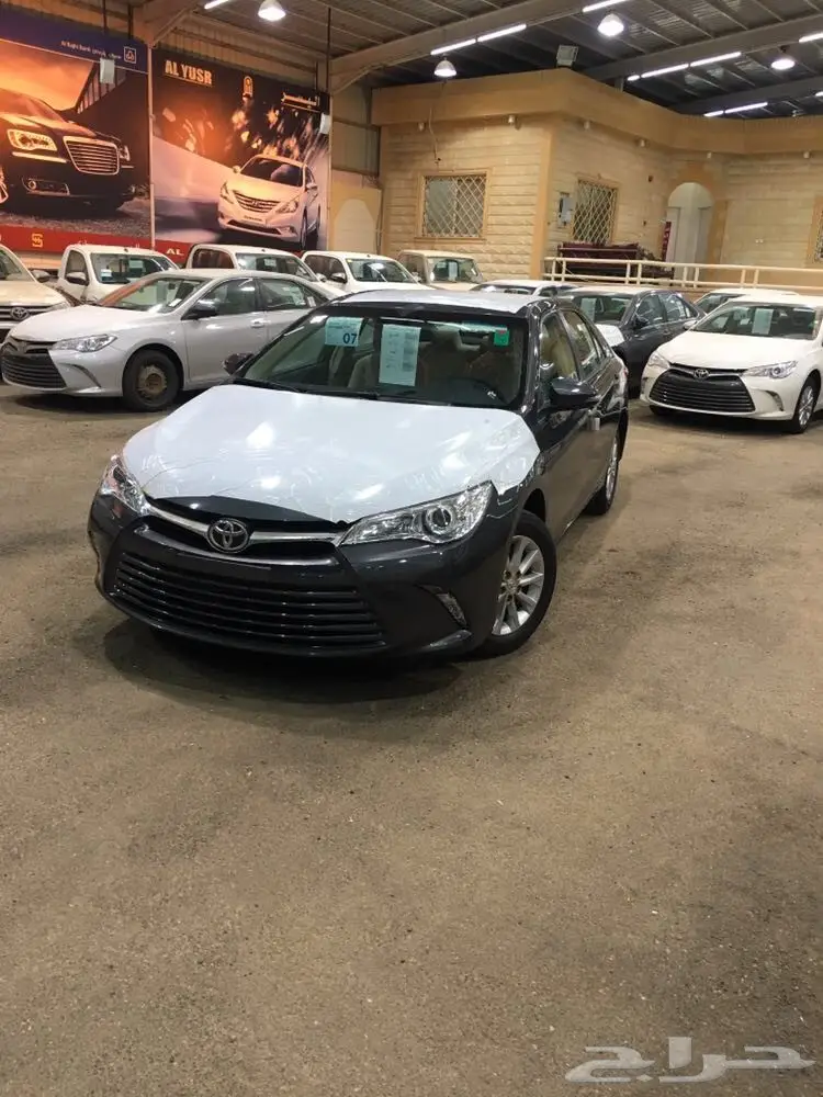 تويوتا كامري ليميتد موديل 2017 ملون
