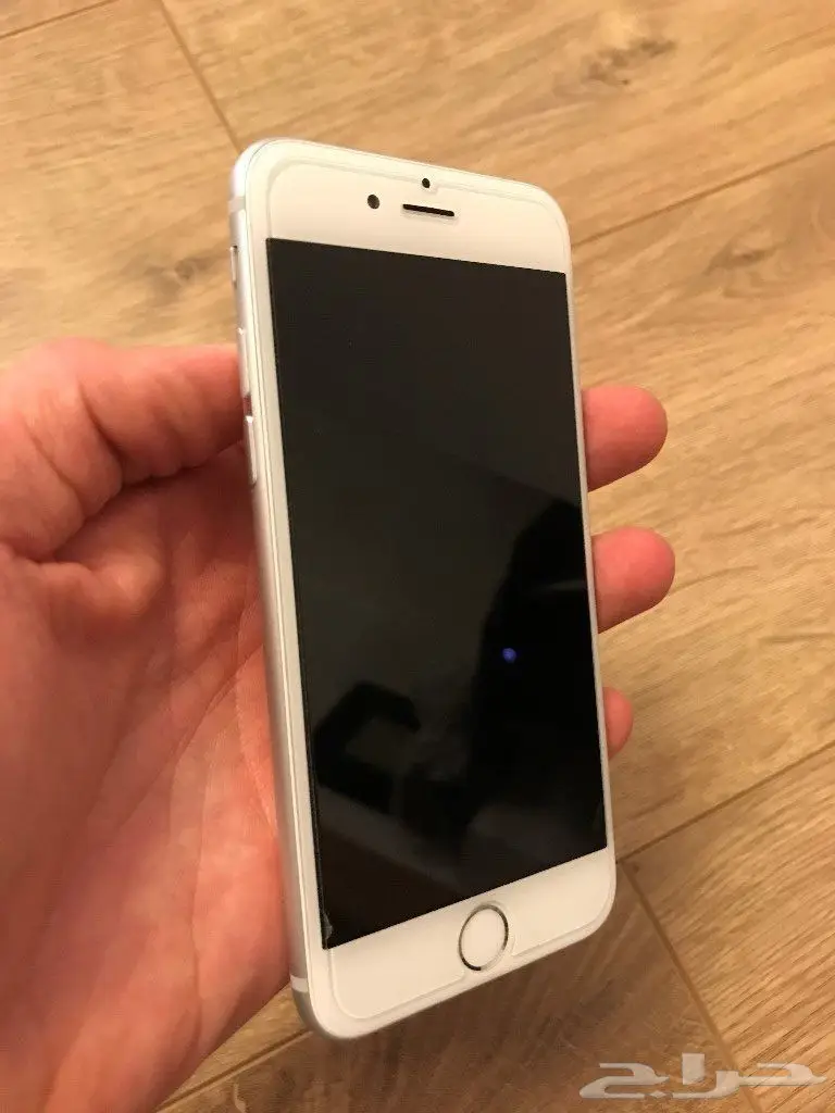للبيع أيفون 6نضيف