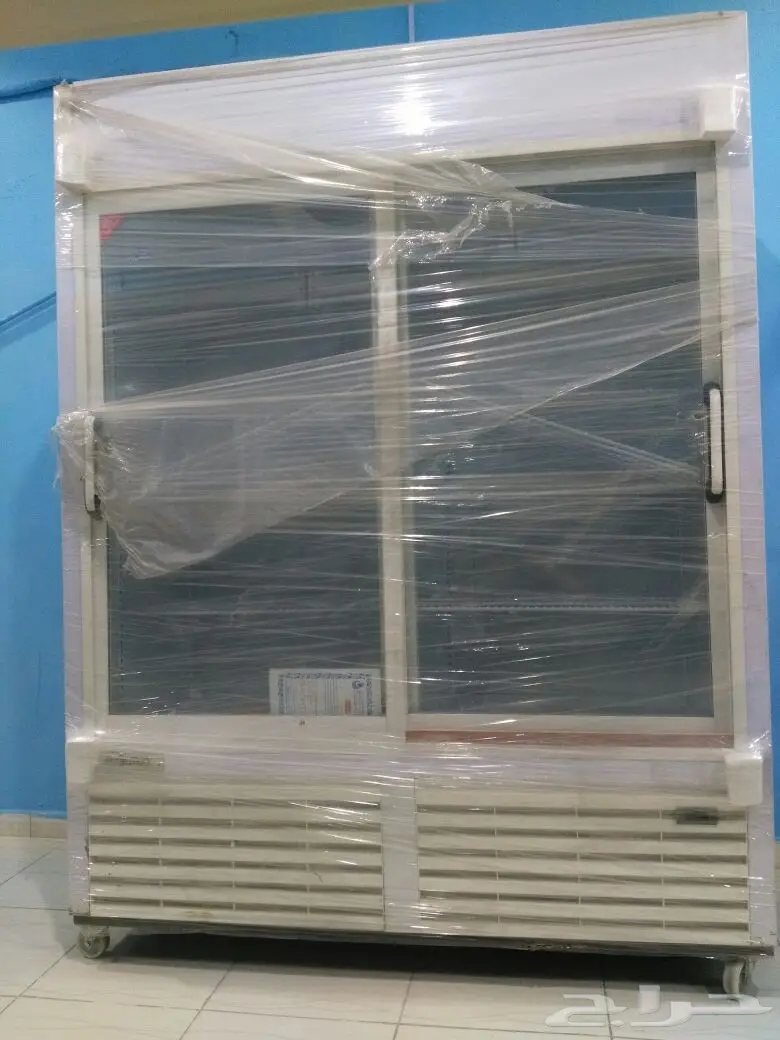 ثلاجة (محلات) و ارفف للبيع (جديدة لم تستخدم) (image 2)