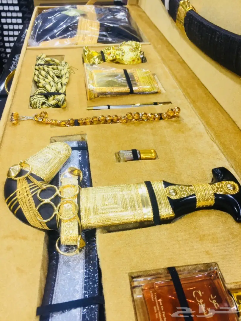 طقم هدايا فاخر يضفي جمالاً طبيعياً (image 4)