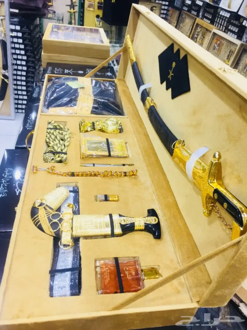 طقم هدايا فاخر يضفي جمالاً طبيعياً (image 7)