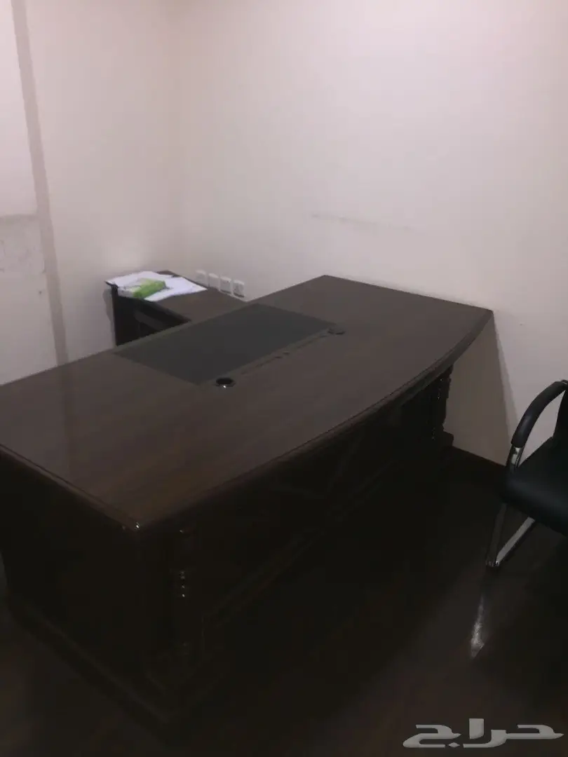 اثاث مكاتب للبيع 