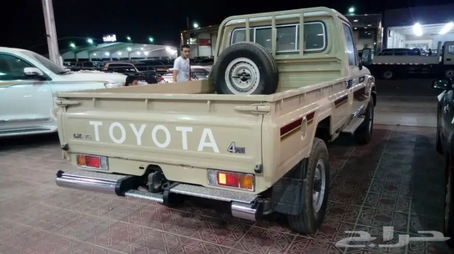 تويوتا شاص 2016بيج بدون ونش - معرض سما فرع 2 (image 9)