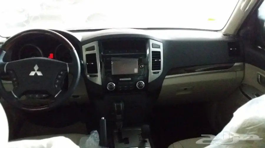  ميتسبوشي باجيرو فل كامل2017 3.800شاشات خليجي (image 5)
