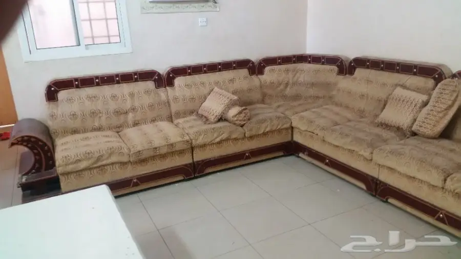 كنب جديد ومريح للبيع - فرصة رائعة! (image 1)