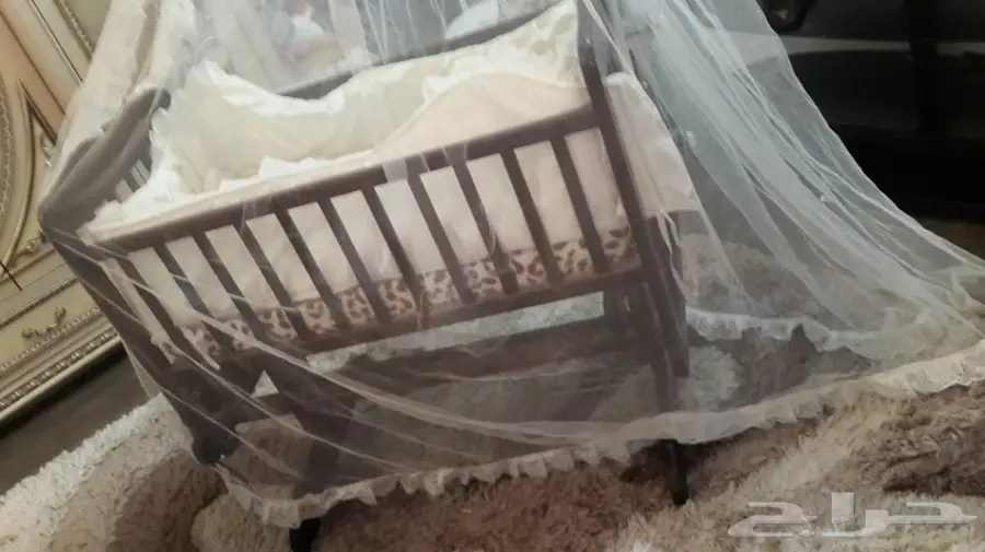 هندول اطفال جدا نظيف وفاخر 