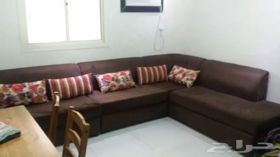 مكيفات شباك وطقم كنب للبيع (image 1)