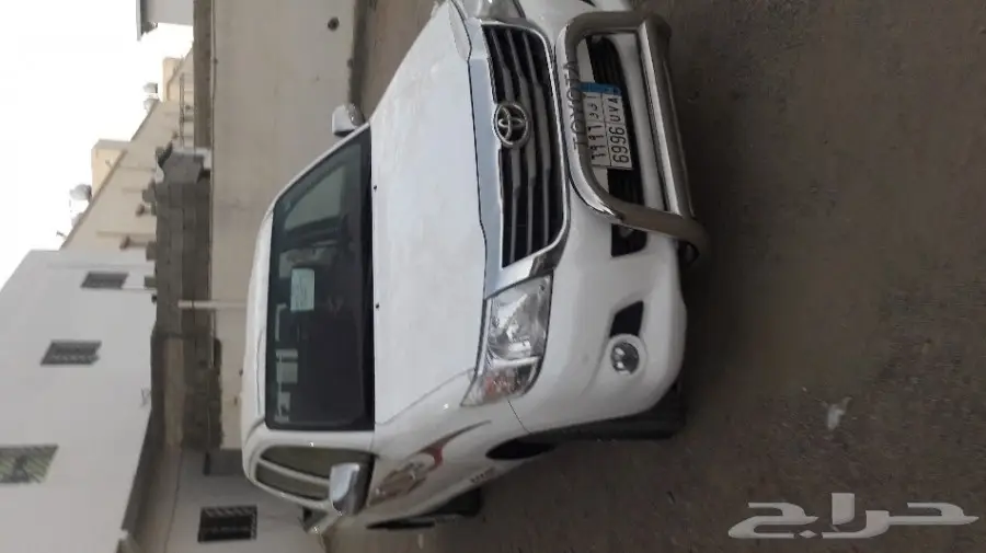 هايلكس GLX2015 ماشي 2000 (image 1)