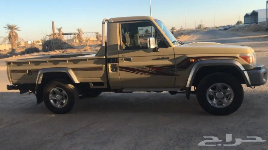 تويوتا شاص 2014 رفرف سعودي  (image 4)