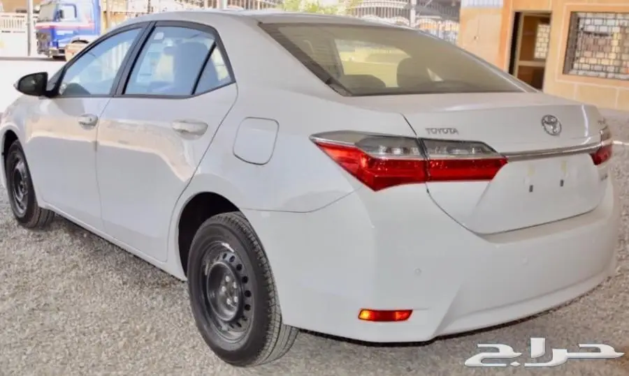 تويوتا كورولا 2018 XLI بريمي مثبت سرعة ... (image 5)