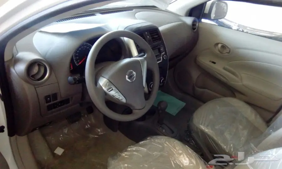 للبيع سياره نيسان صنى 2018 ابيض ستاندر (image 1)