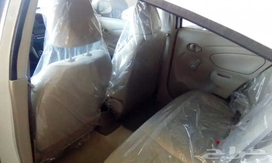 للبيع سياره نيسان صنى 2018 ابيض ستاندر (image 5)