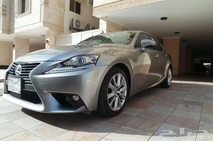 لكزس IS250 2015 (image 3)