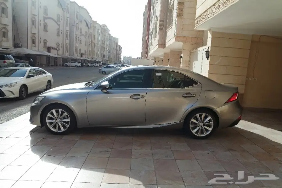 لكزس IS250 2015 (image 7)