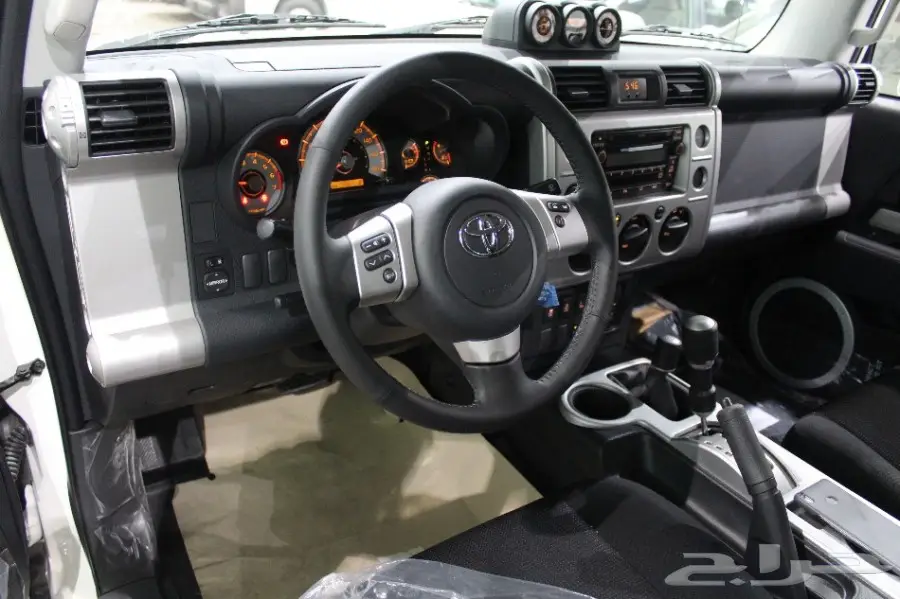 تويوتا اف جي موديل 2017 (image 9)