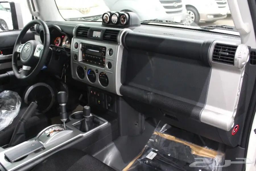 تويوتا اف جي موديل 2017 (image 13)