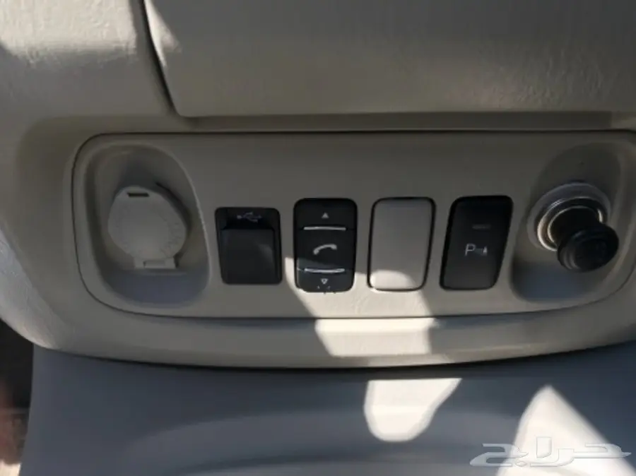 تويوتا اينوفا 2015 SEبلس  (image 19)