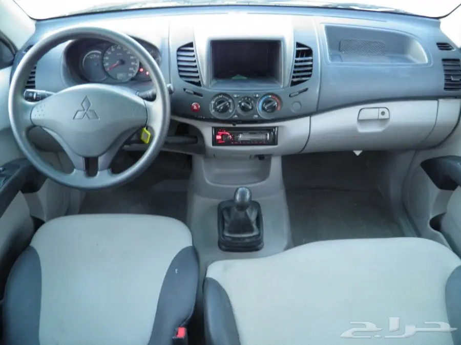 ميتسوبيشي L200 2013 - حالة ممتازة! (image 6)