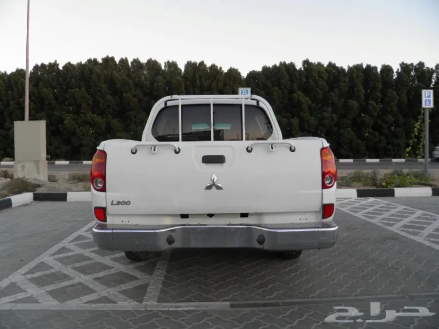 ميتسوبيشي L200 2013 - حالة ممتازة! (image 11)