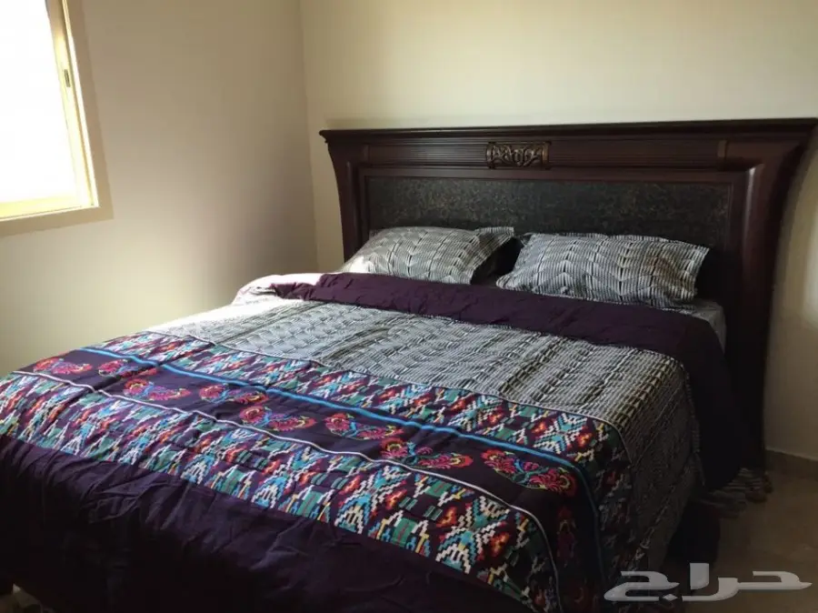 غرفة نوم و انتريه للبيع (image 2)