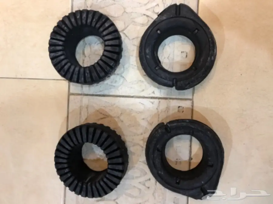 للبيع قطع كليزلر ربلات وفرشه شنطه (image 3)