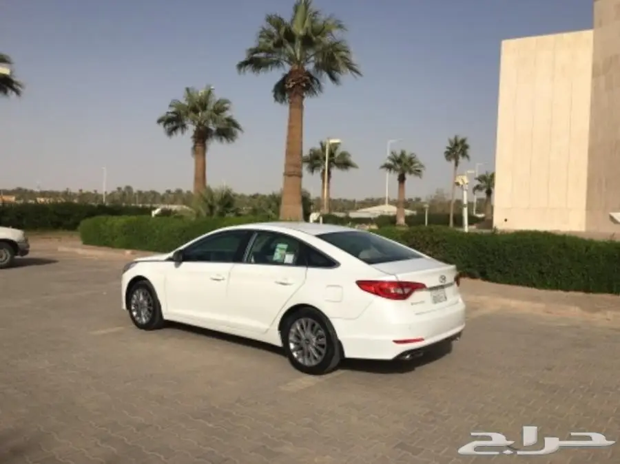 للبيع هونداي سوناتا 2017 لؤلؤي ب 37 الف (image 1)