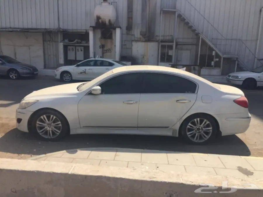 هواندي جنيسس موديل 2013 (image 4)