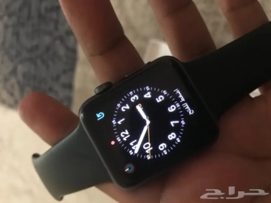 للبيع ساعه ابل الاصدار الاول شبه جديده (image 1)