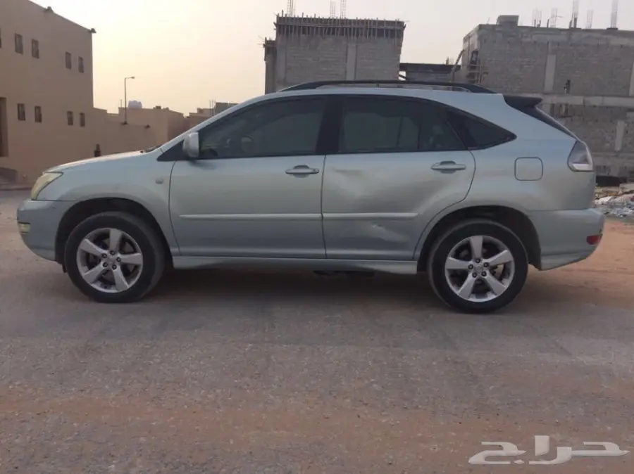 لكزس RX 330 موديل 2003 (image 2)